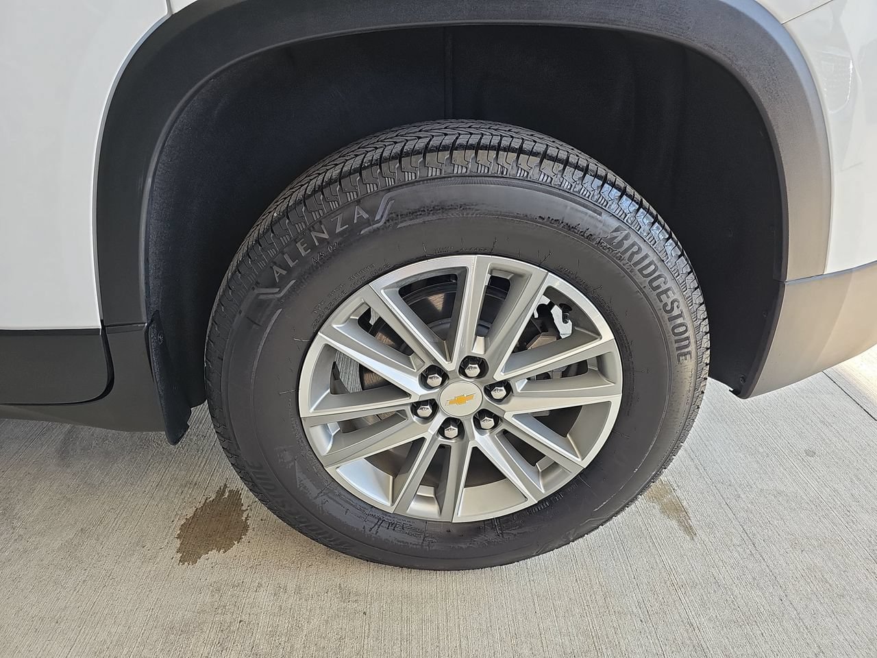 Certified 2023 Chevrolet Traverse LT FWD image 39