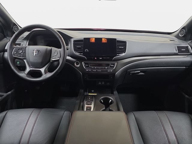 Used 2025 Honda Passport TrailSport image 10