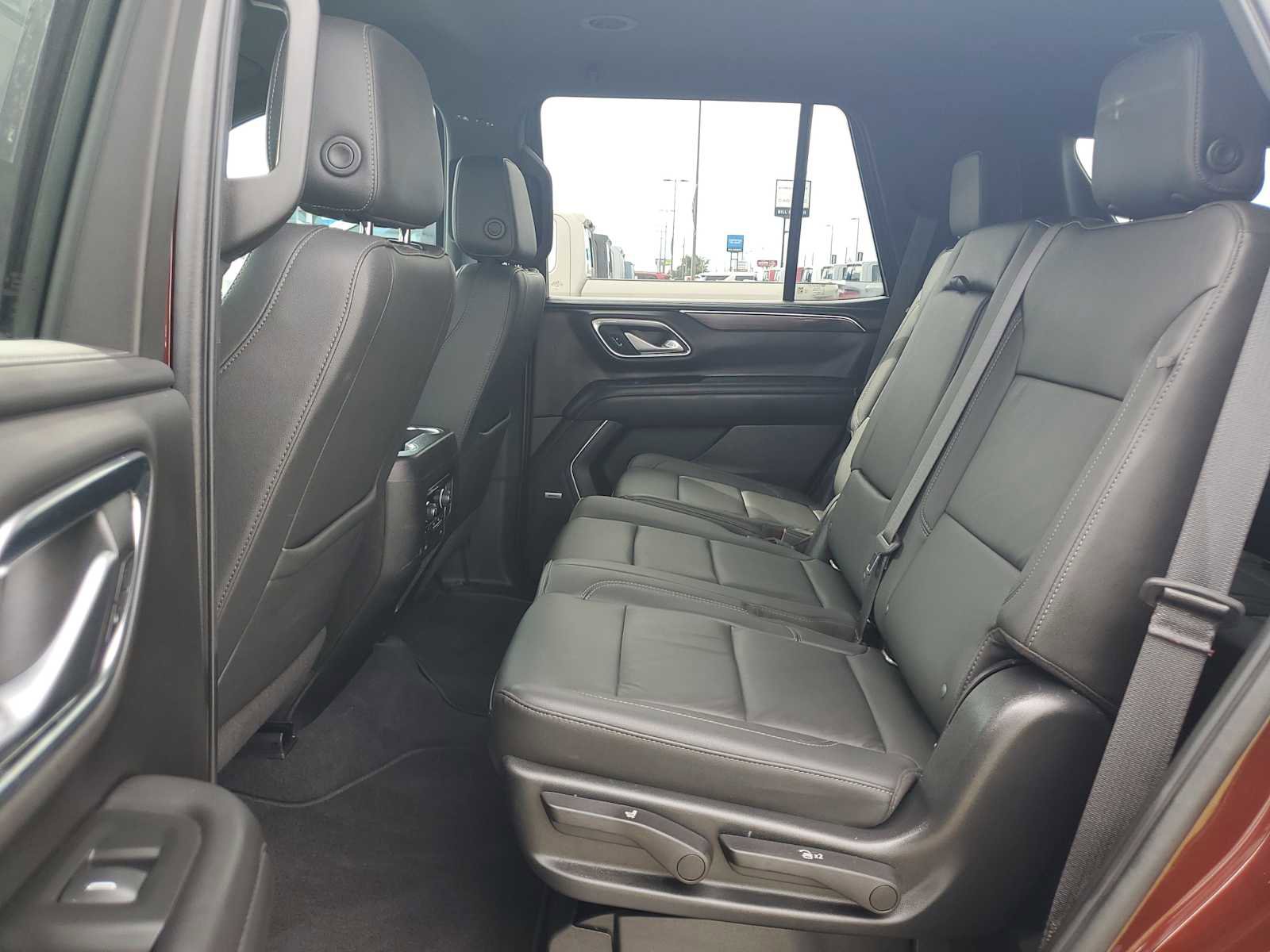 Certified 2022 Chevrolet Tahoe Z71 w/ Luxury Package image 13