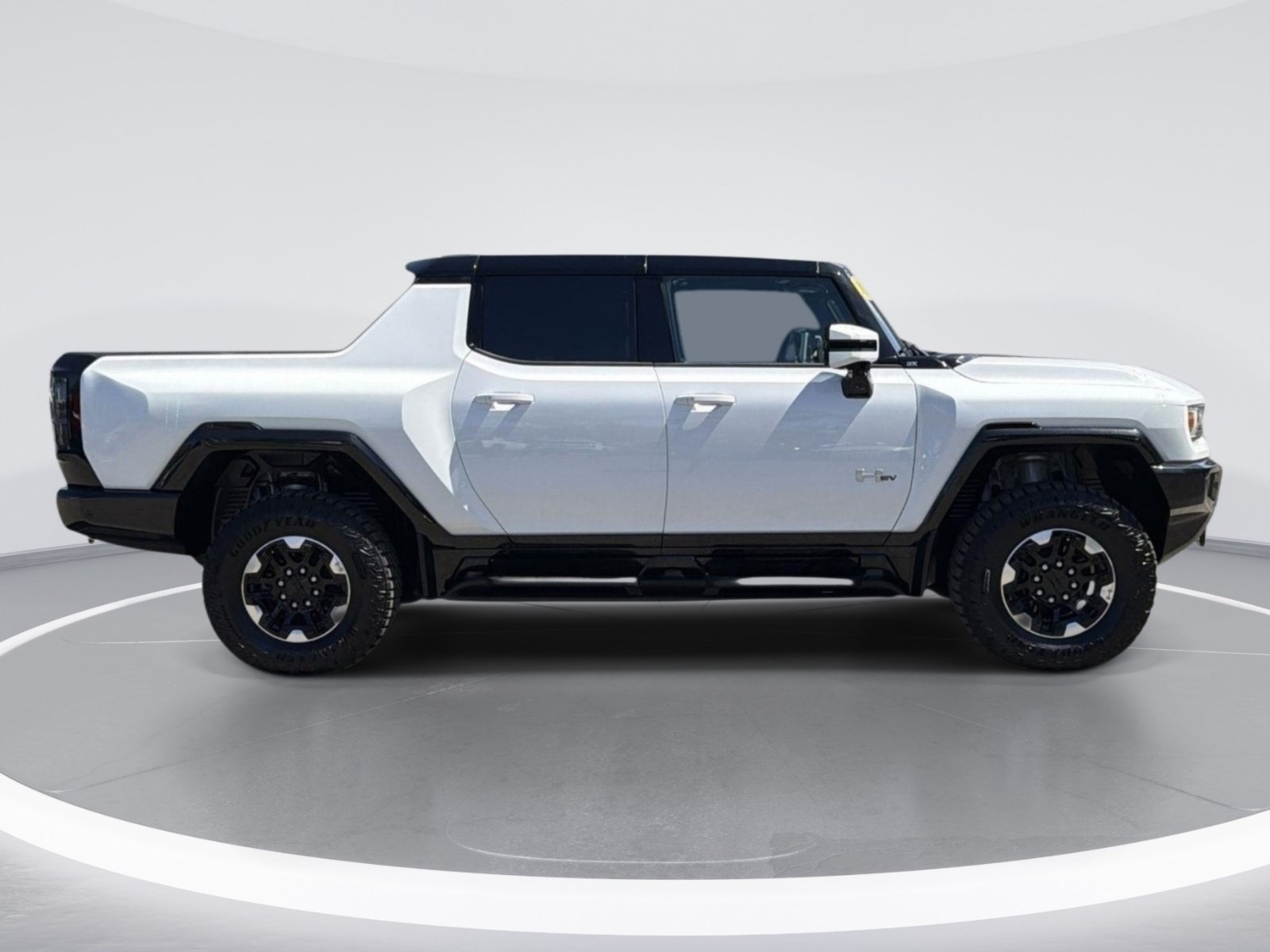 Used 2025 GMC Hummer EV 3X w/ Battery Pack, 24 Module Pack AWD/4WD image 3