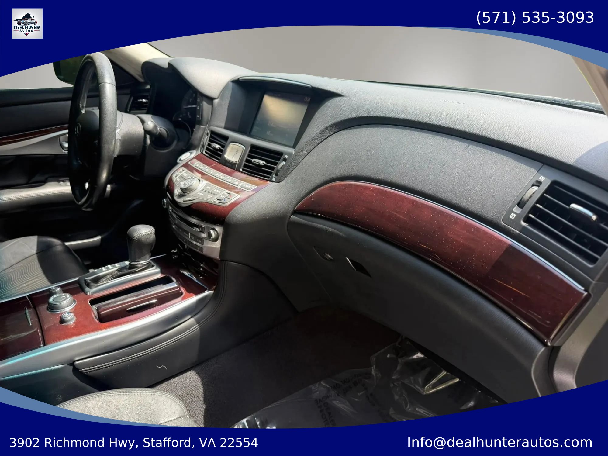 Used 2015 INFINITI Q70 3.7 AWD/4WD image 18