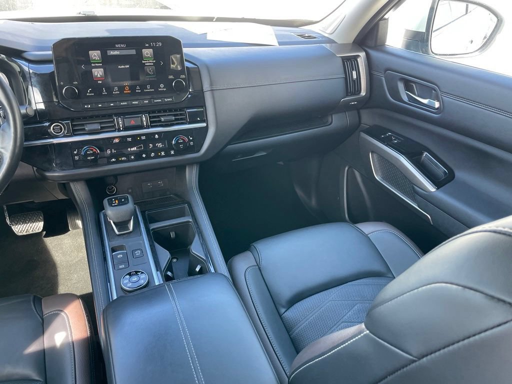 Certified 2023 Nissan Pathfinder Platinum w/ Cargo Package AWD/4WD image 13