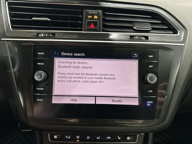 Used 2018 Volkswagen Tiguan SEL Premium w/ R-Line Package AWD/4WD image 31