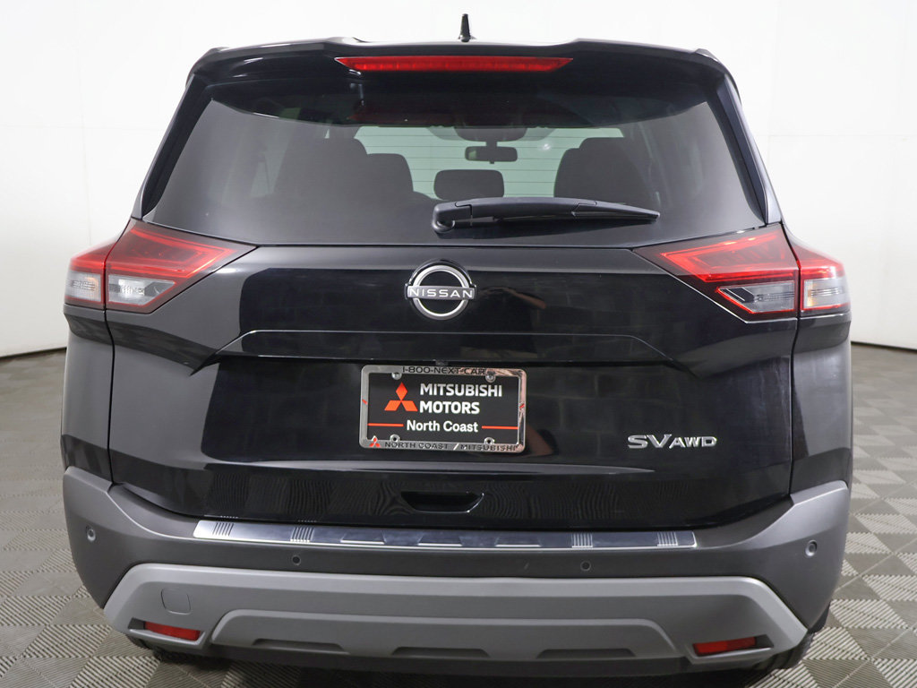 Used 2023 Nissan Rogue SV AWD/4WD image 10