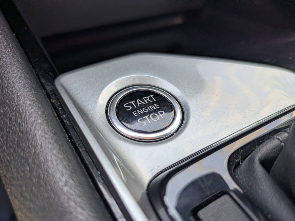 Used 2024 Nissan Altima 2.5 SV image 23