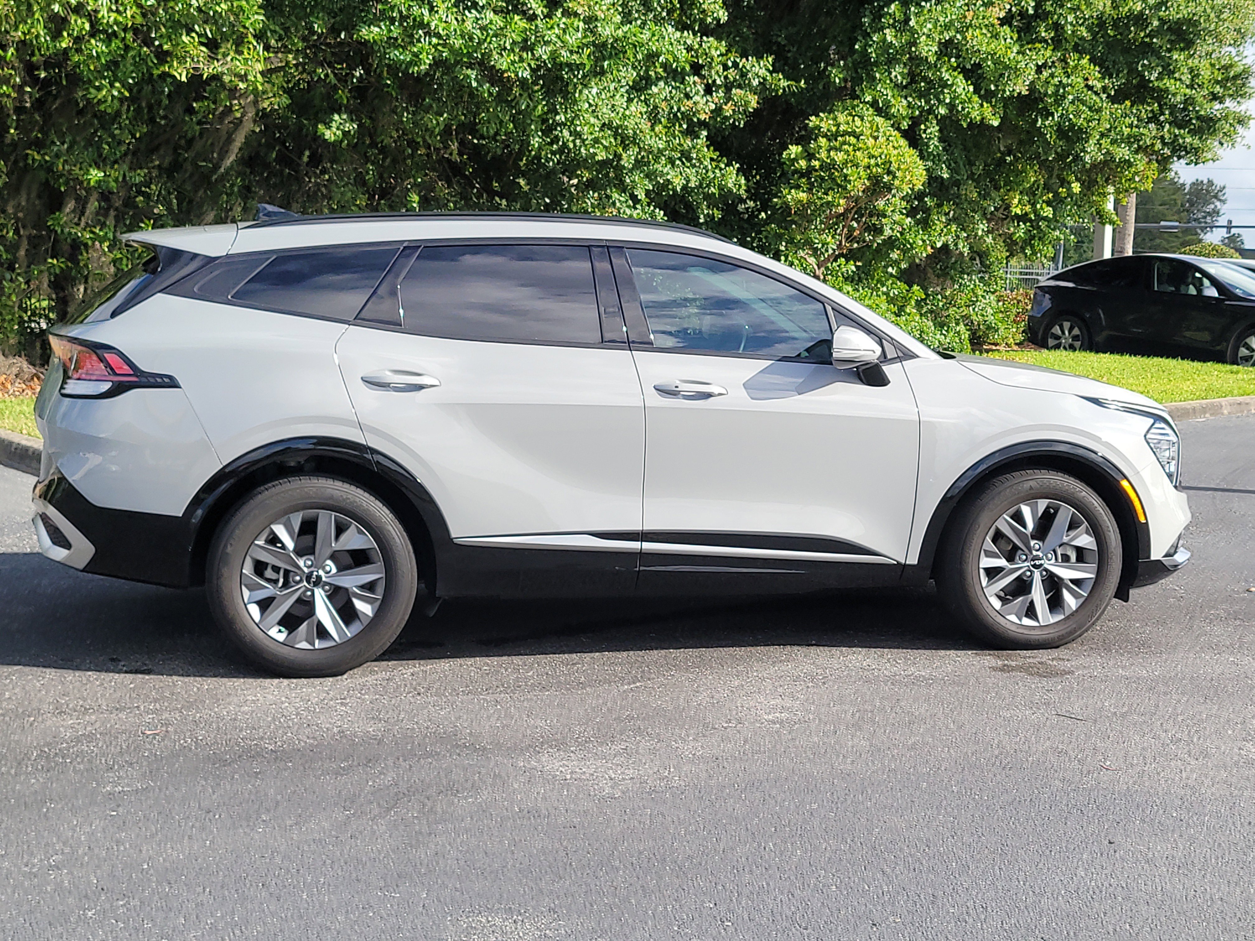Used 2024 Kia Sportage SX FWD image 10