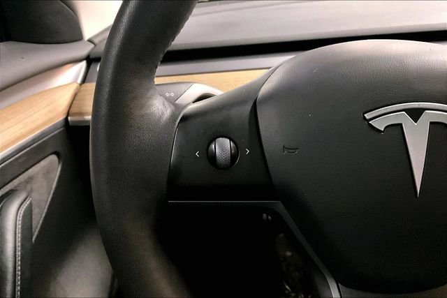 Used 2021 Tesla Model 3 Long Range image 11