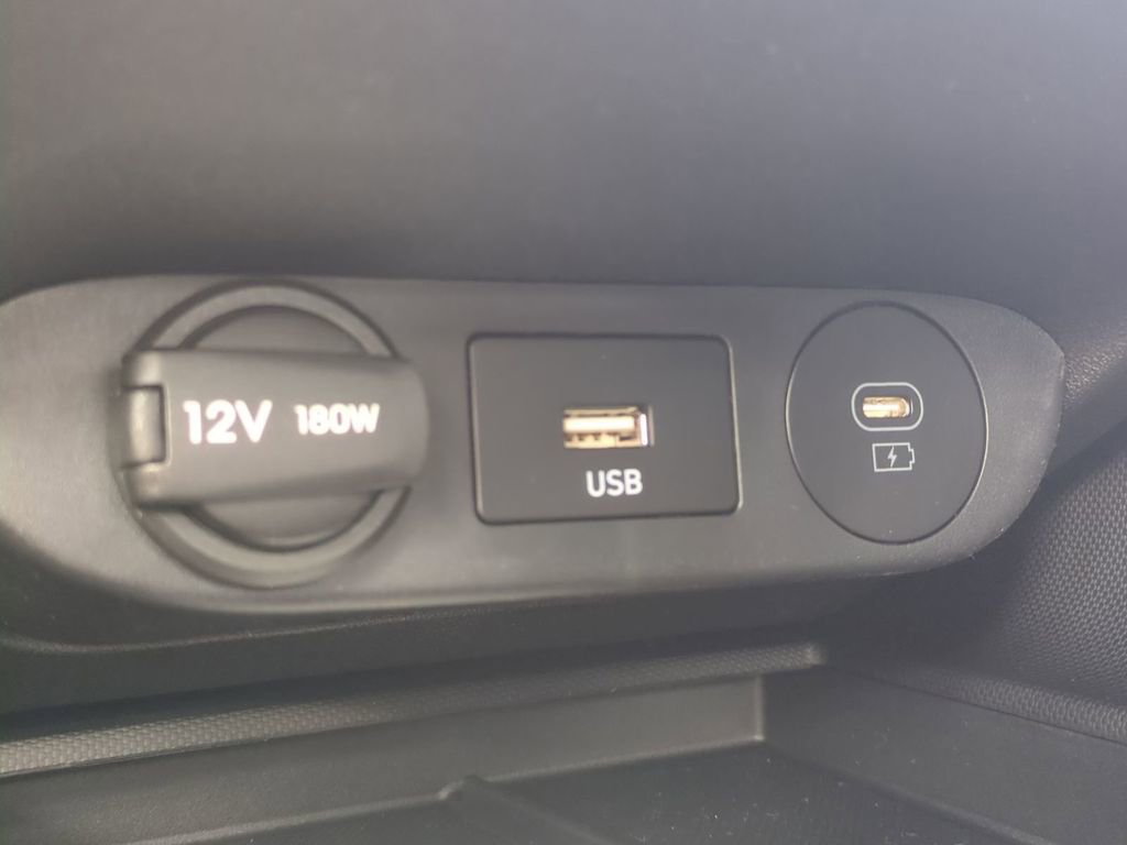 New 2026 Hyundai Elantra Sport image 23