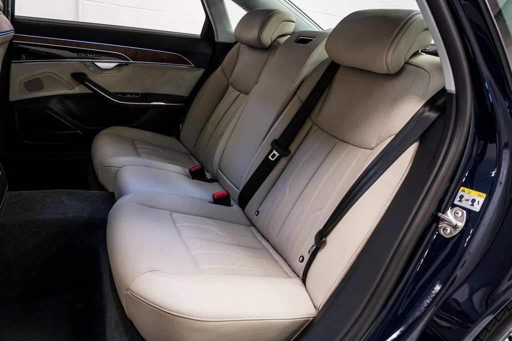 Used 2022 Audi A8 L 3.0T w/ Luxury Package image 21
