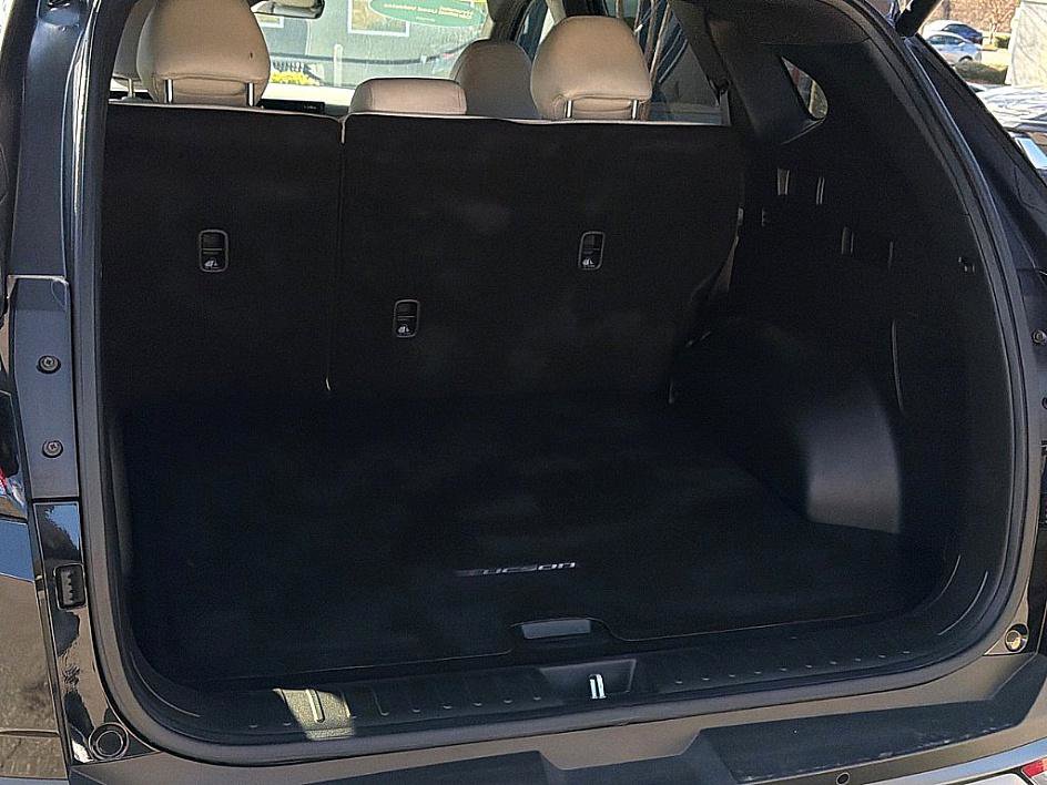 Certified 2025 Hyundai Tucson Limited image 25