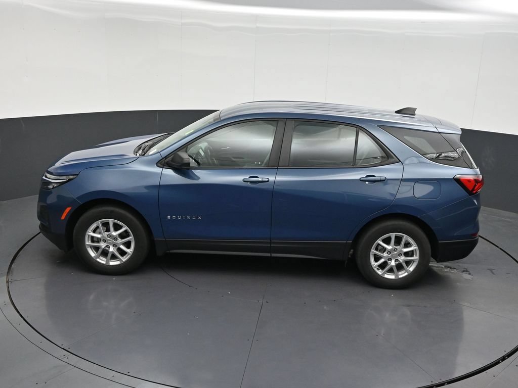 Used 2024 Chevrolet Equinox LS FWD image 16