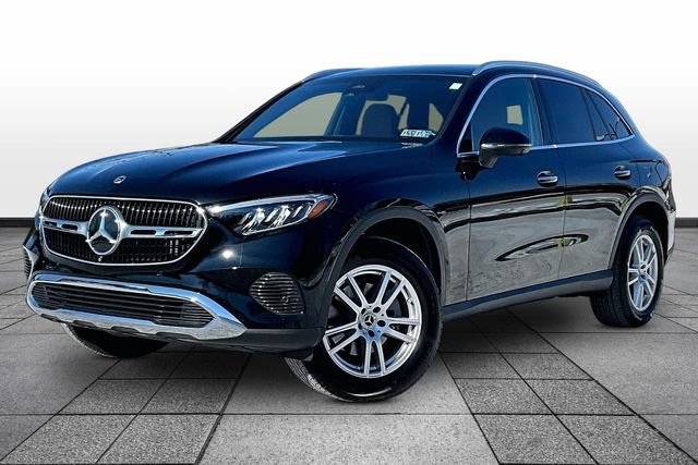 Certified 2023 Mercedes-Benz GLC 300 4MATIC image 4