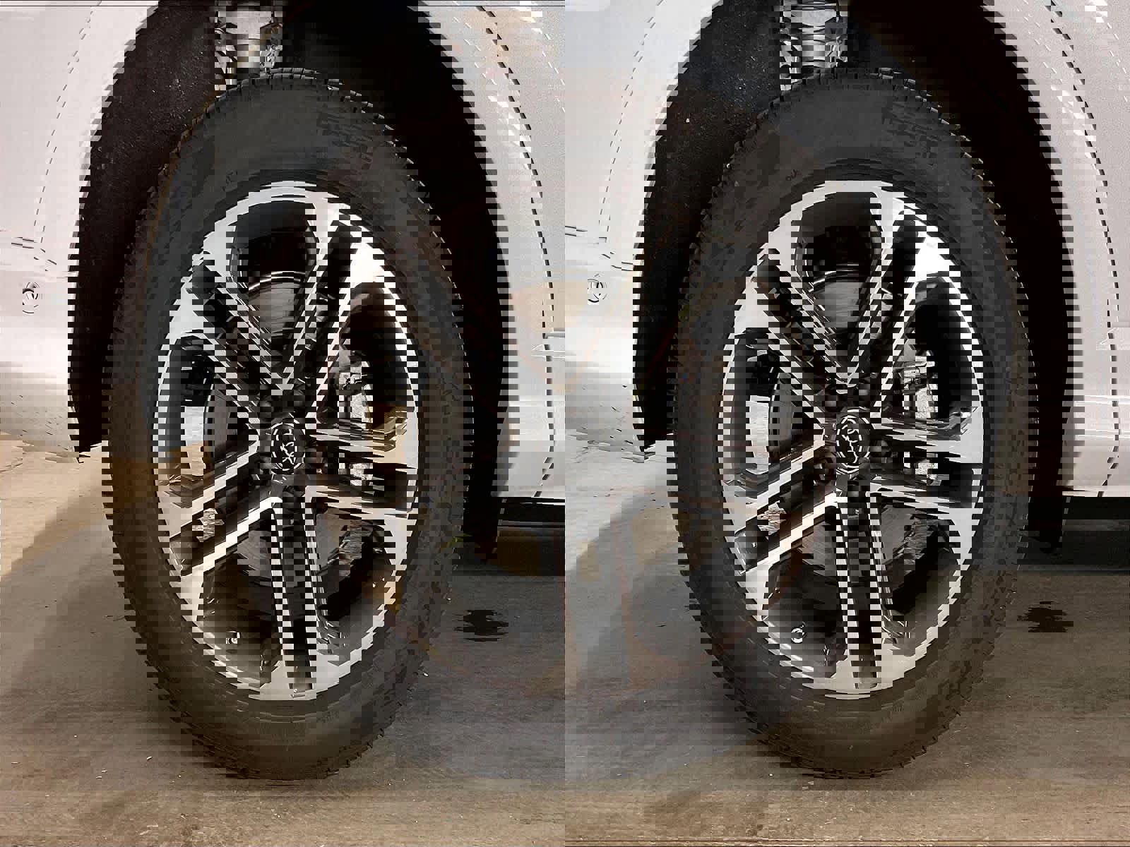 Certified 2025 Audi Q5 Premium w/ Convenience Package image 10