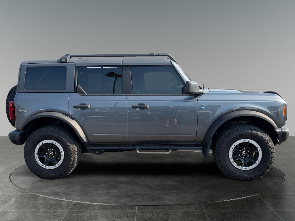 Used 2024 Ford Bronco Black Diamond w/ Sasquatch Package AWD/4WD image 11