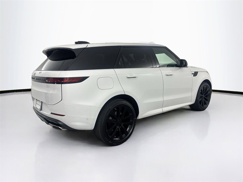 New 2026 Land Rover Range Rover Sport Dynamic SE image 5