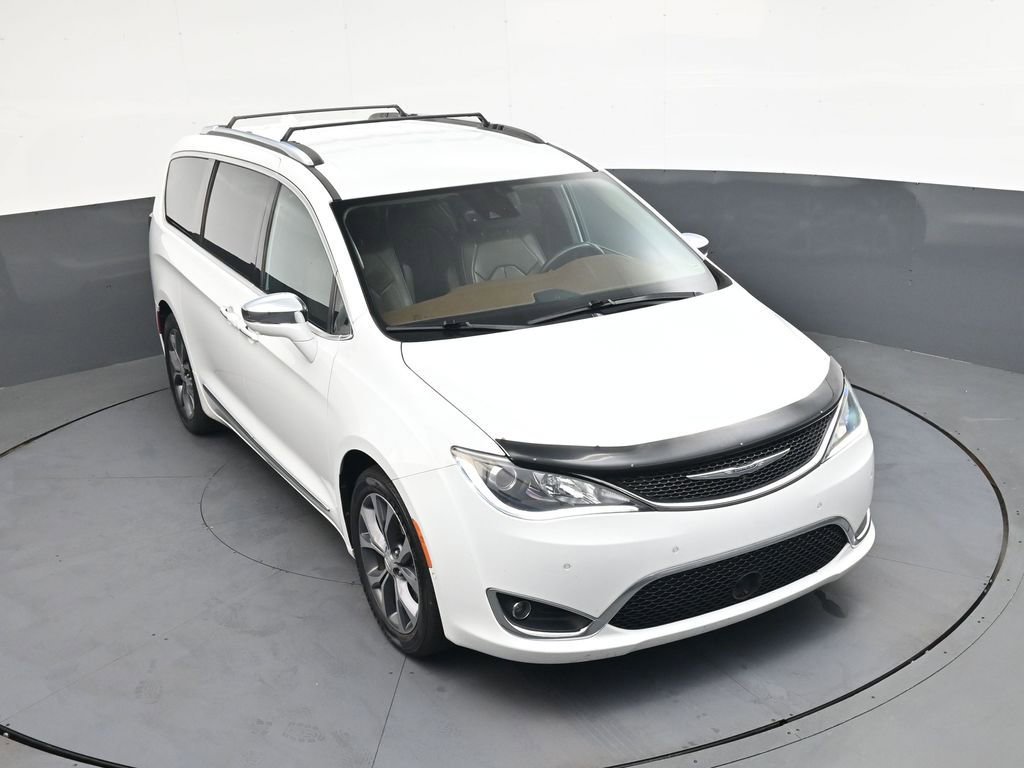 Used 2017 Chrysler Pacifica Limited FWD image 31