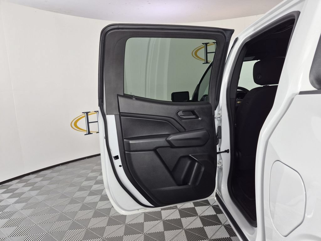 Certified 2024 Chevrolet Colorado W/T RWD image 32