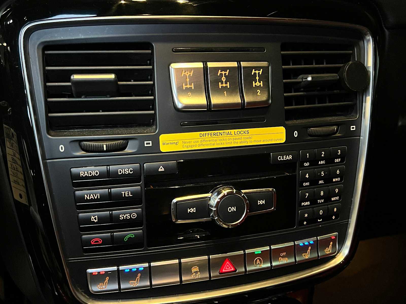 Used 2016 Mercedes-Benz G 63 AMG 4MATIC image 33