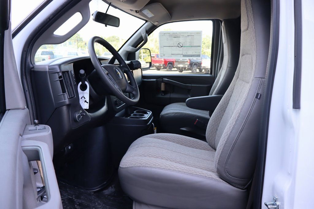 New 2025 Chevrolet Express 2500 w/ Driver Convenience Package image 3