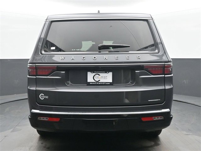 Used 2024 Jeep Wagoneer L Series II w/ Flexible Seating Group image 5