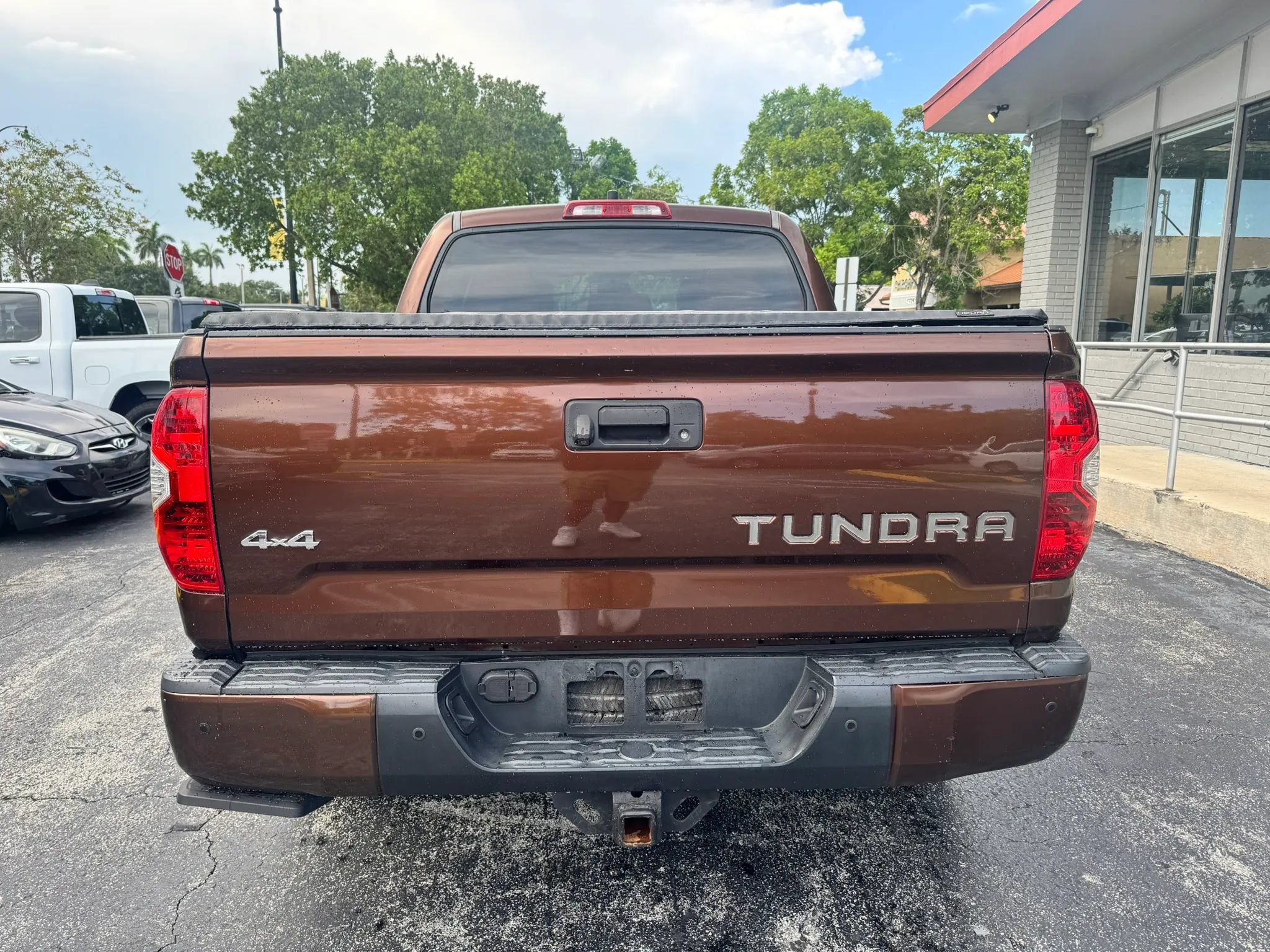 Used 2014 Toyota Tundra 1794 Edition AWD/4WD image 8
