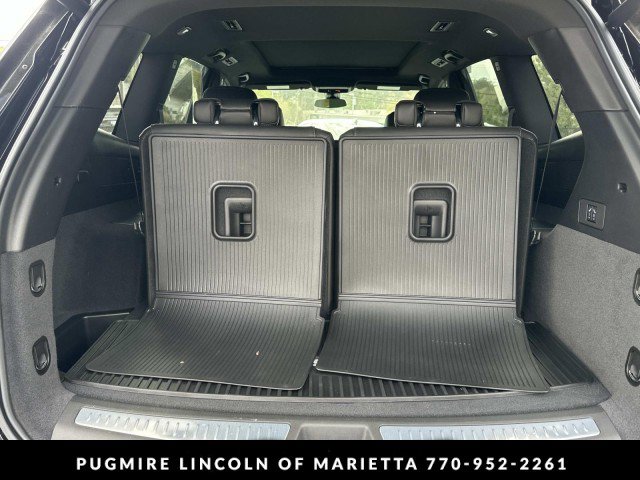 Used 2025 Cadillac XT6 Luxury image 39