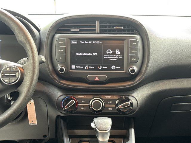 Certified 2025 Kia Soul LX FWD image 22