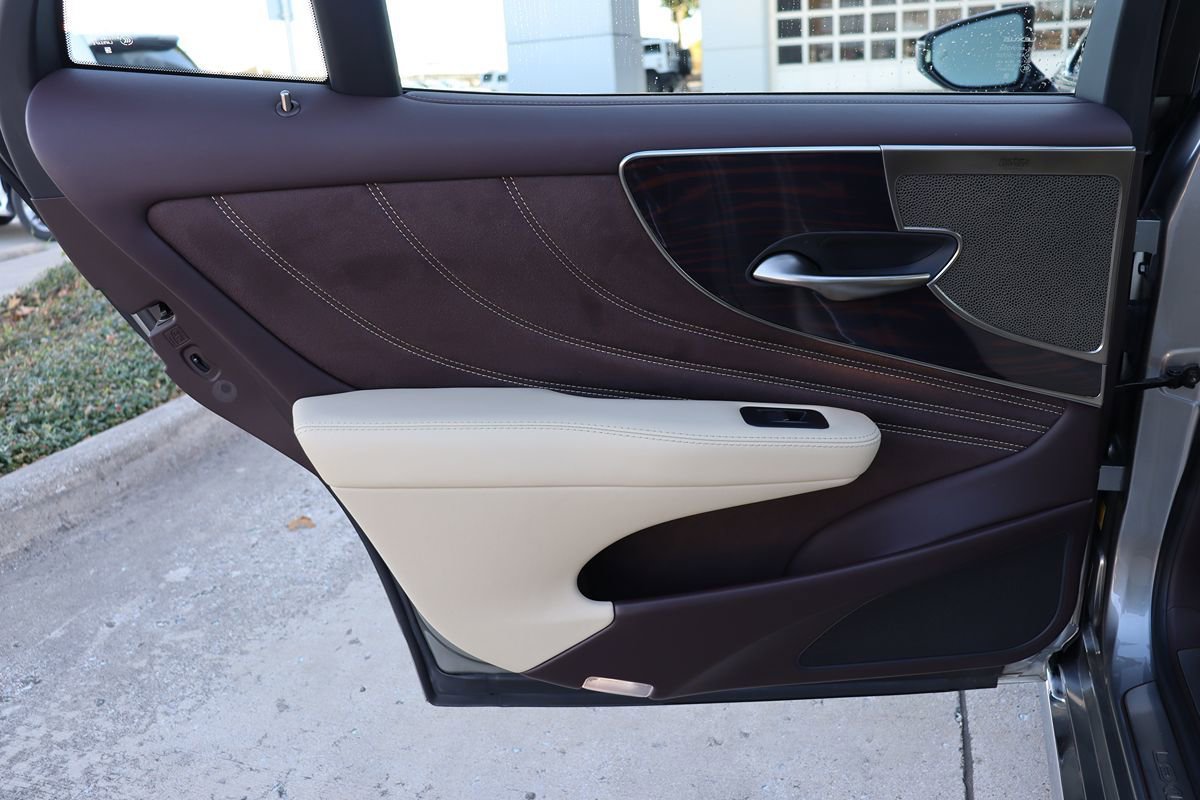 Used 2018 Lexus LS 500 w/ Interior Upgrade Package image 59