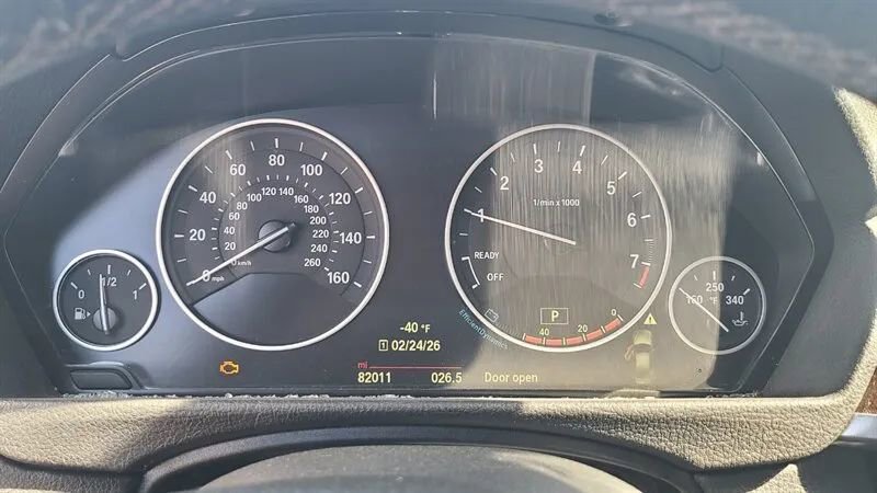Used 2015 BMW 320i xDrive Sedan AWD/4WD image 7