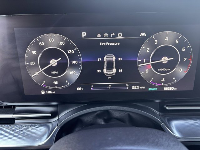 Used 2022 Kia Carnival SX Prestige image 23