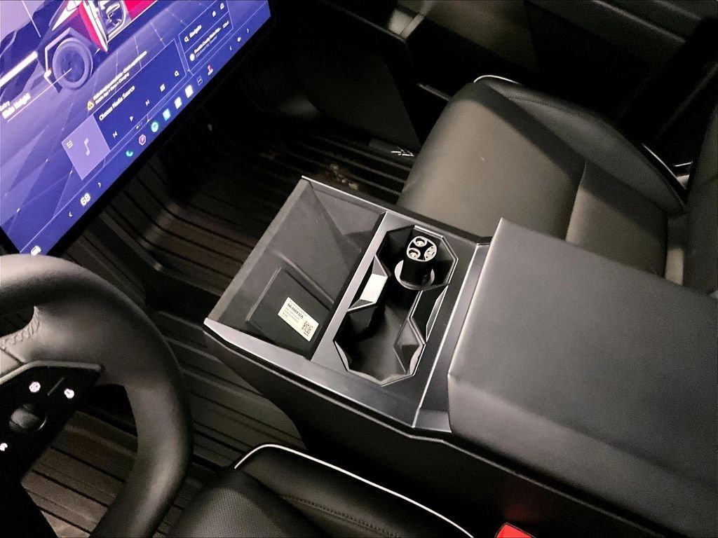 Used 2024 Tesla Cybertruck AWD Crew Cab image 20