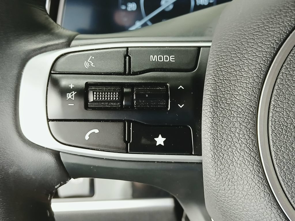 Used 2025 Kia Sportage X-Pro Prestige AWD/4WD image 29