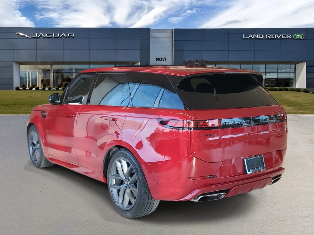 Used 2023 Land Rover Range Rover Sport SE Dynamic AWD/4WD image 4