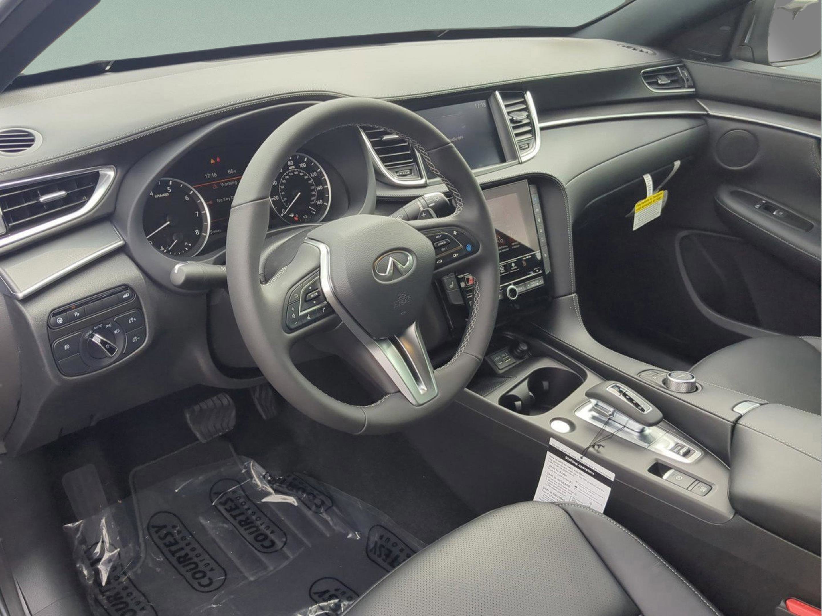 Certified 2025 INFINITI QX55 Luxe w/ Cargo Package image 20