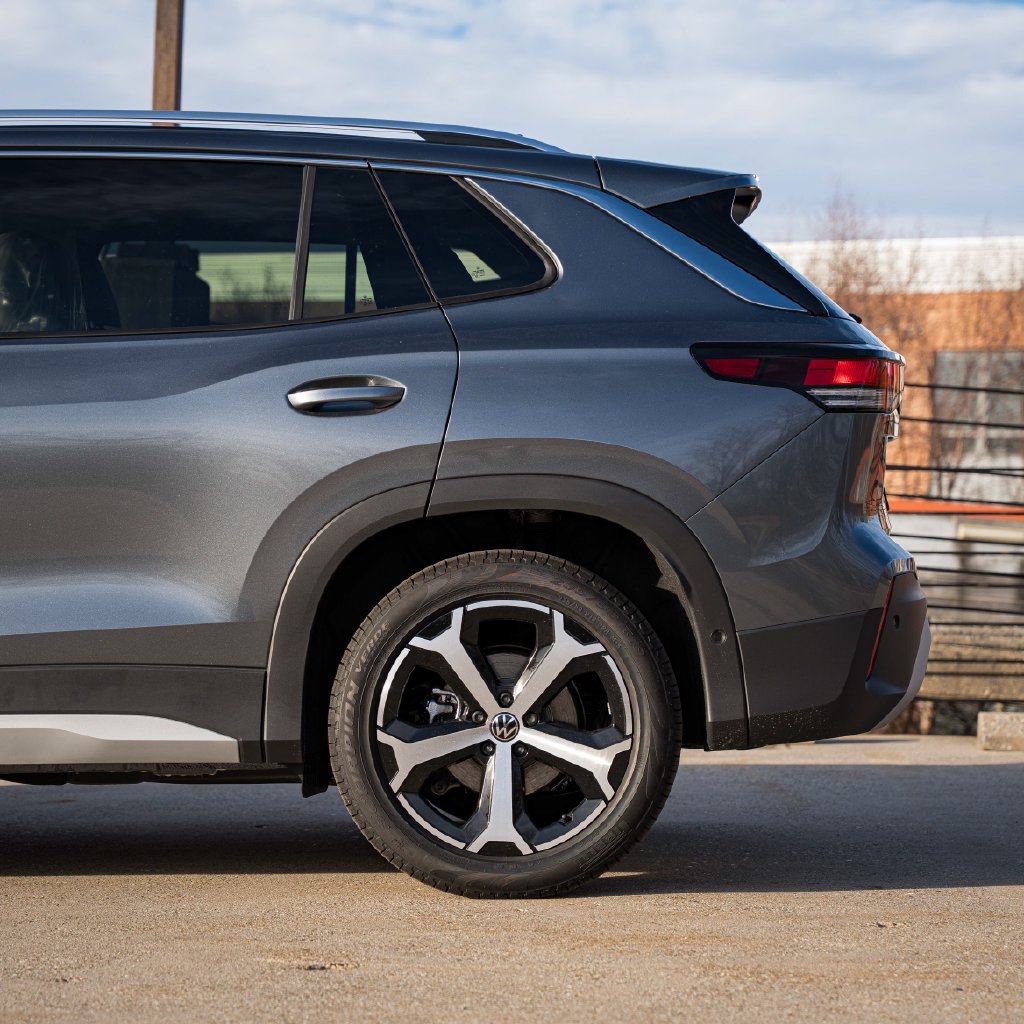 New 2026 Volkswagen Tiguan SE AWD/4WD image 4