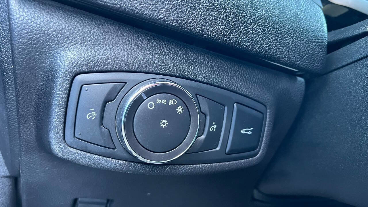 Used 2015 Lincoln MKC FWD w/ Equipment Group 101A Select image 14