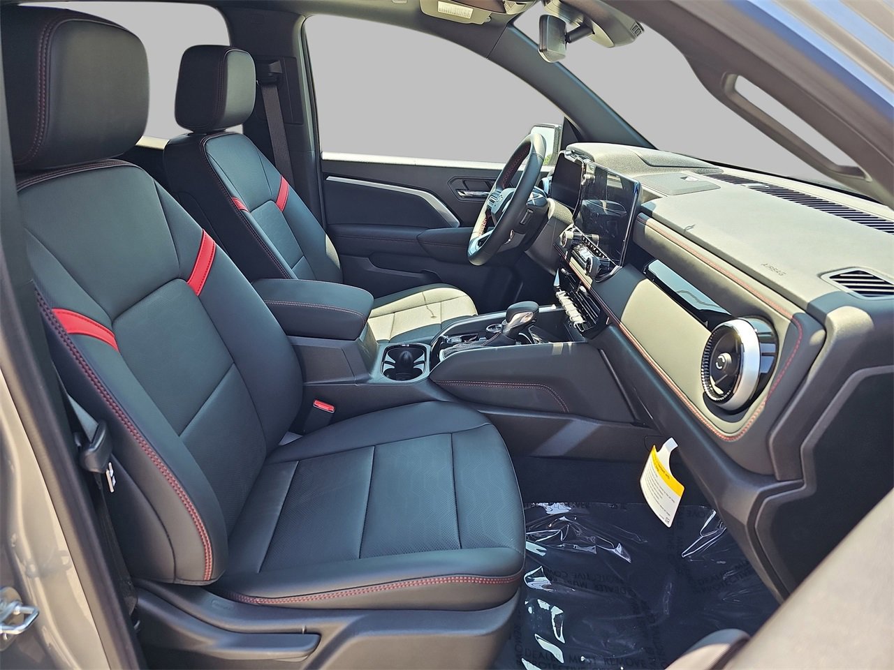 New 2025 Chevrolet Colorado Z71 w/ Midnight Edition image 10