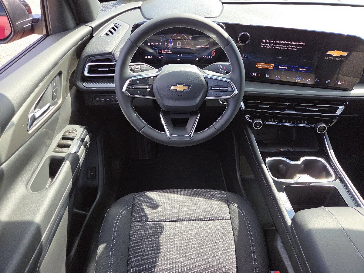 New 2027 Chevrolet Traverse LT AWD/4WD image 30