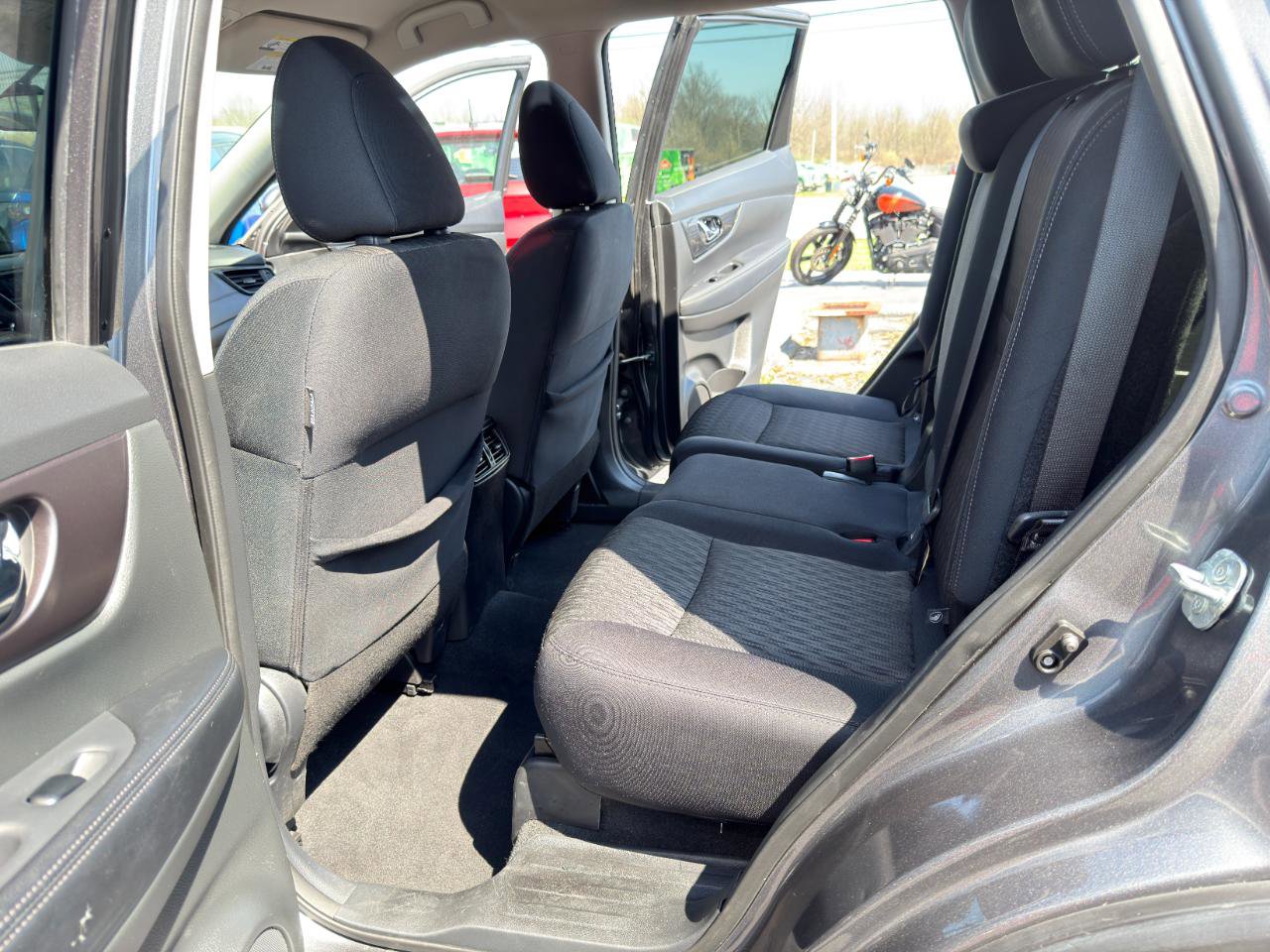 Used 2018 Nissan Rogue S w/ S Value Package image 20