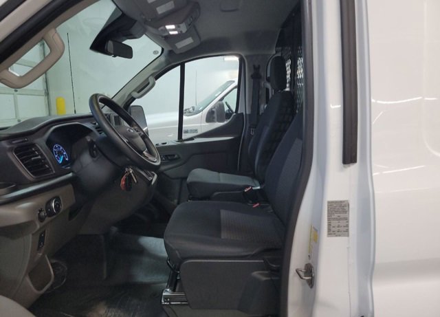 Used 2024 Ford Transit 250 Low Roof w/ Exterior Upgrade Package image 5