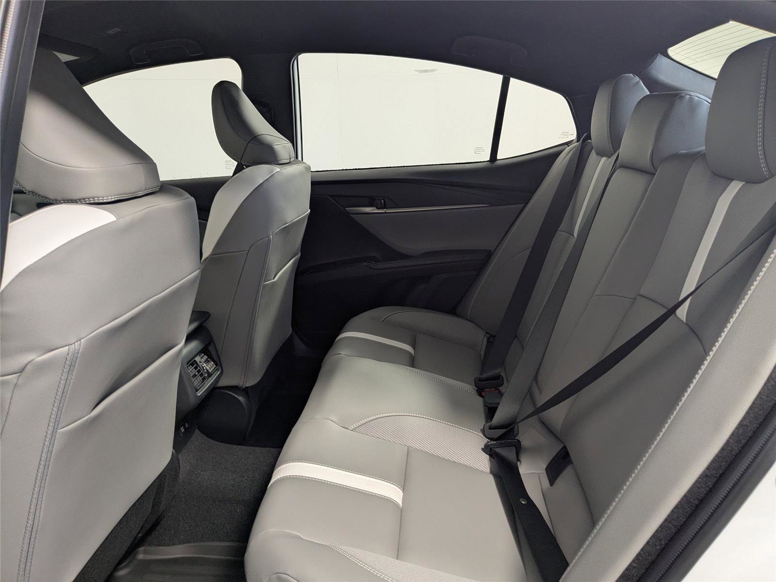 New 2026 Toyota Camry SE image 6