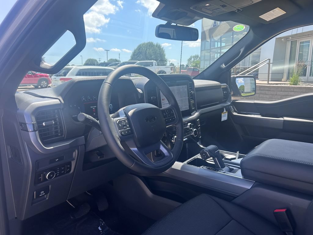 New 2026 Ford F150 XLT w/ Equipment Group 302A MID AWD/4WD image 9