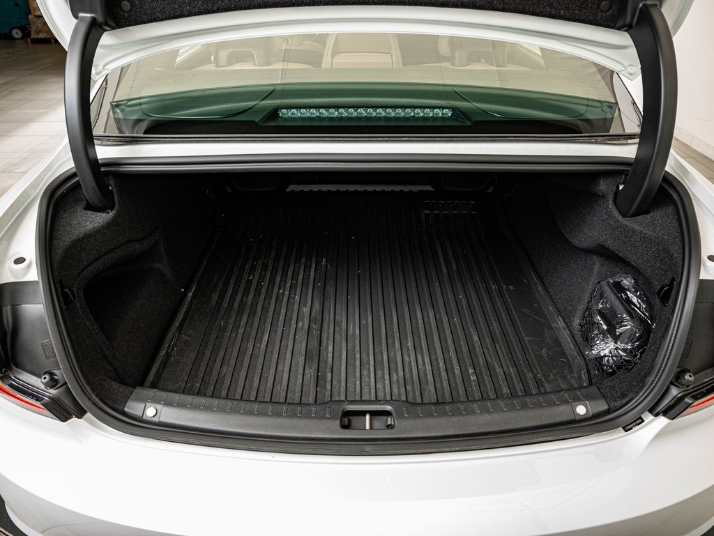Used 2023 Volvo S90 B6 Ultimate w/ Lounge Package image 35