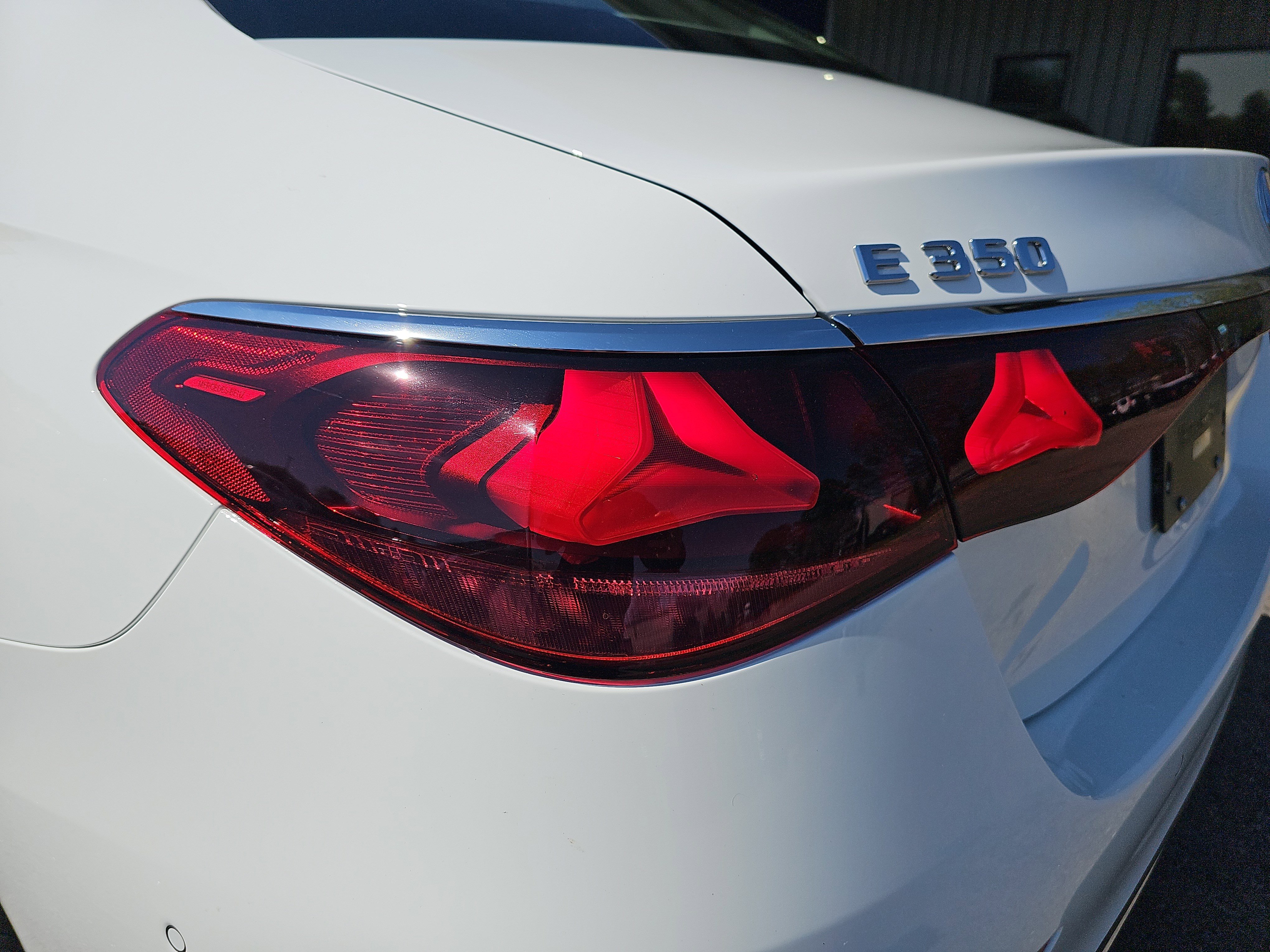 New 2026 Mercedes-Benz E 350 4MATIC Sedan image 36