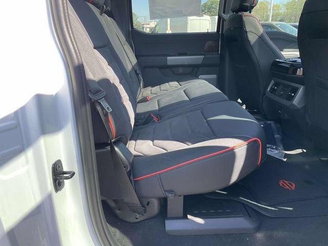 New 2026 Ford F250 Lariat w/ Black Appearance Package AWD/4WD image 29
