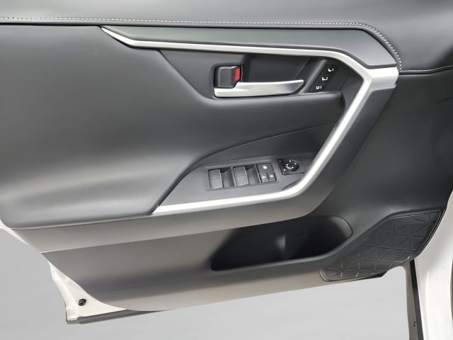 Used 2019 Toyota RAV4 Limited w/ Limited Grade Weather Package image 23