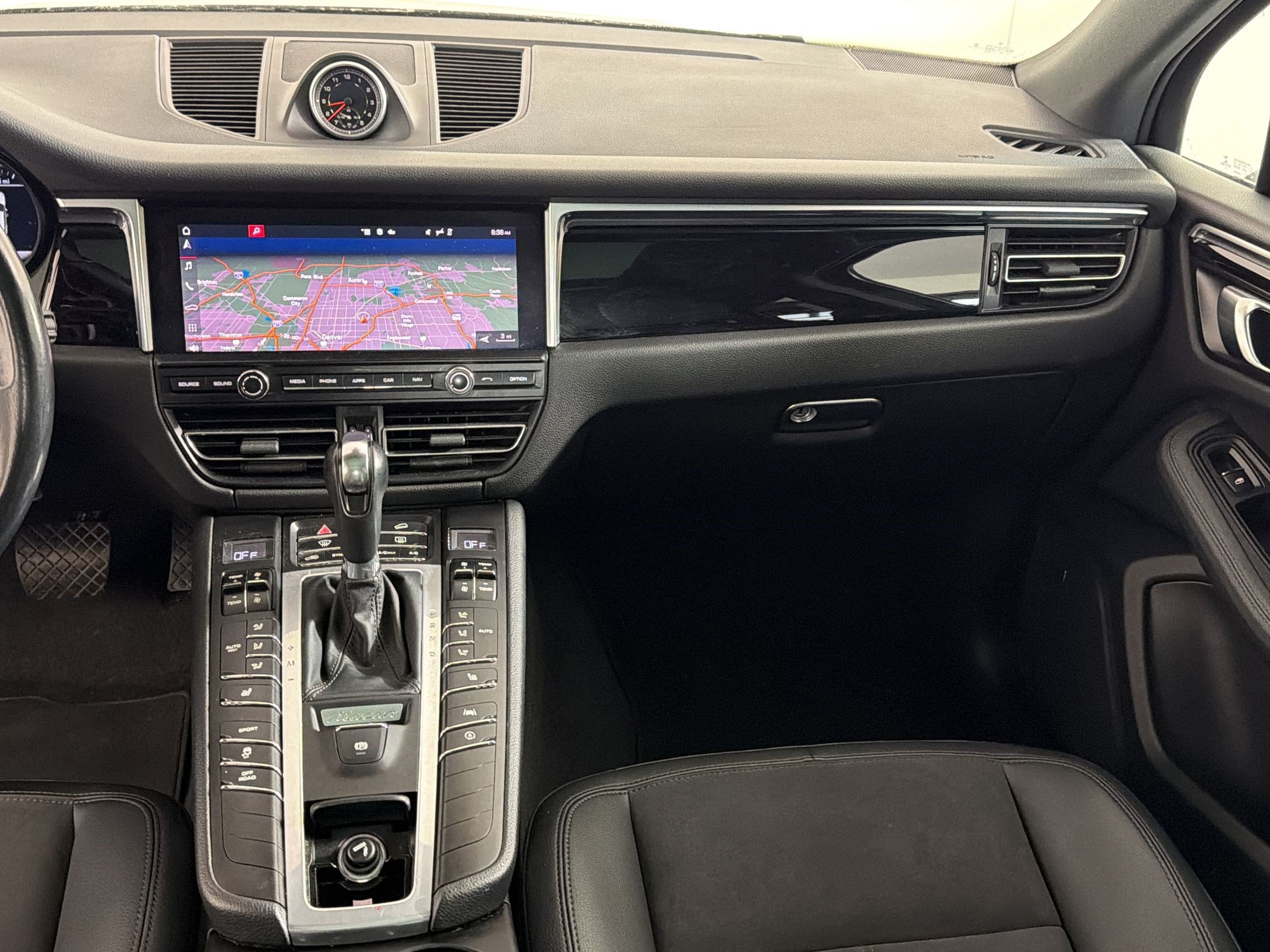 Used 2021 Porsche Macan S AWD/4WD image 29