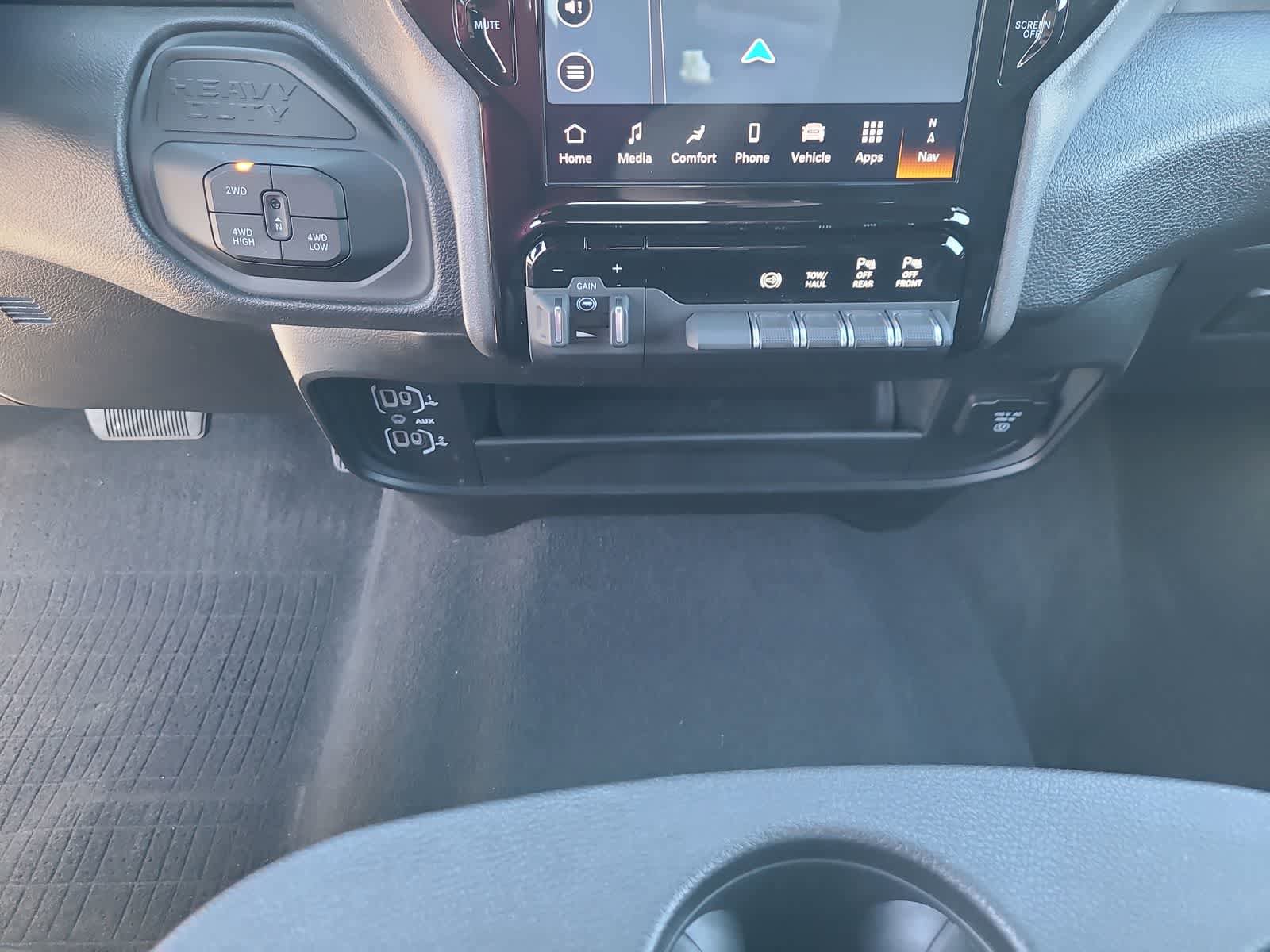 Used 2025 RAM 3500 Tradesman AWD/4WD image 25