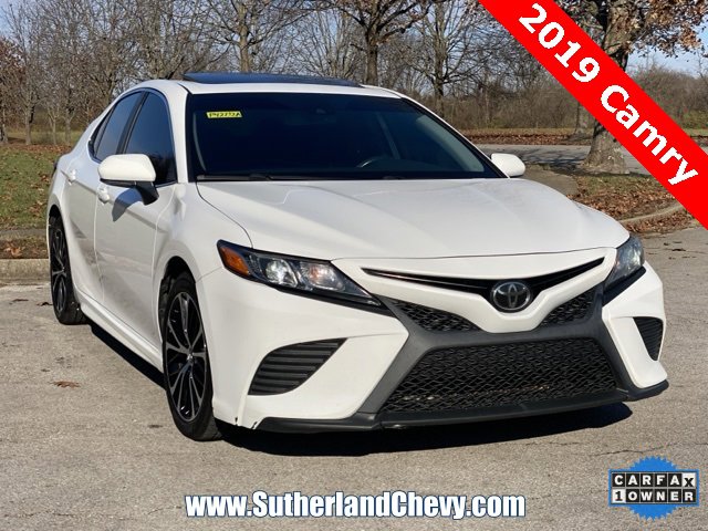 Used 2019 Toyota Camry SE