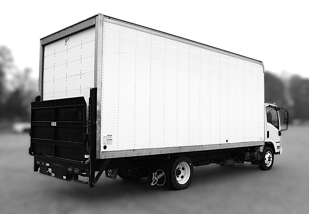 Used 2019 Isuzu NPR RWD image 5